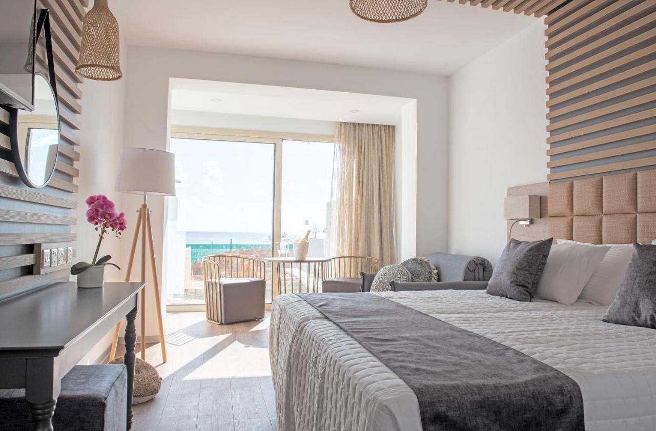 Piere Anne Beach Hotel Ayia Napa Exterior foto